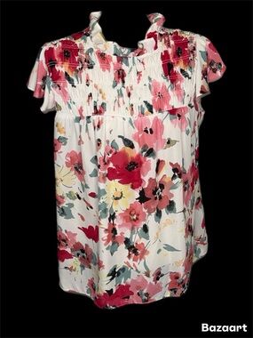 EST 1946 Smocked top Short ruffled Sleeve White with Pink & Red Flowers XL